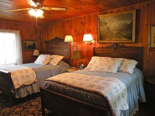The Inn At Brevard (Adults Only) Екстериор снимка